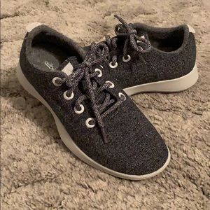 Womens Allbirds sneakers